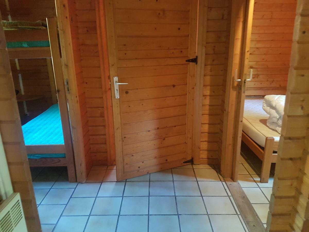 Les Chalets De Montorgueil Saurat Exterior photo